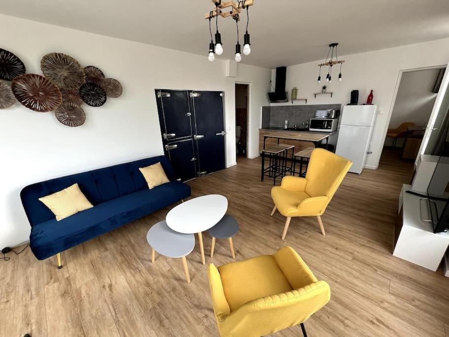 Appartement Avec Belle Vue Ouzouer-Sur-Trezee Exterior photo